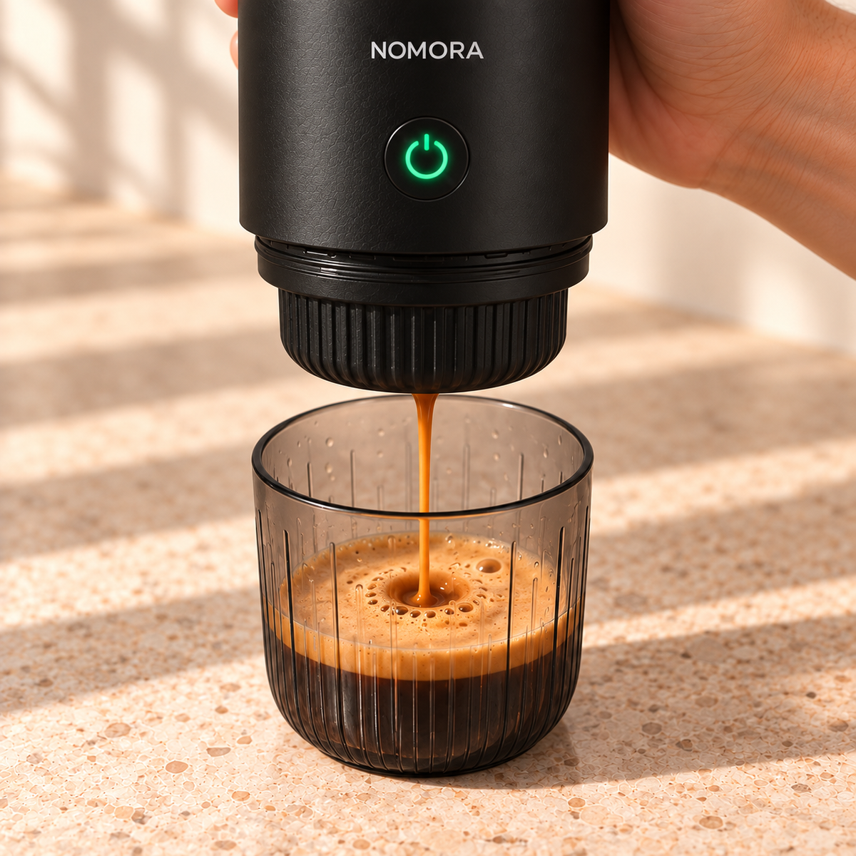 NOMORA™ – Tragbare 2-in-1-Espressomaschine für Abendteuer